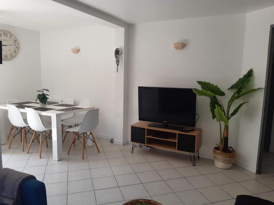 Appartement 3 Pieces Dans Maison Individuelle Entre Mer Et Montagnes Bouyon Екстериор снимка
